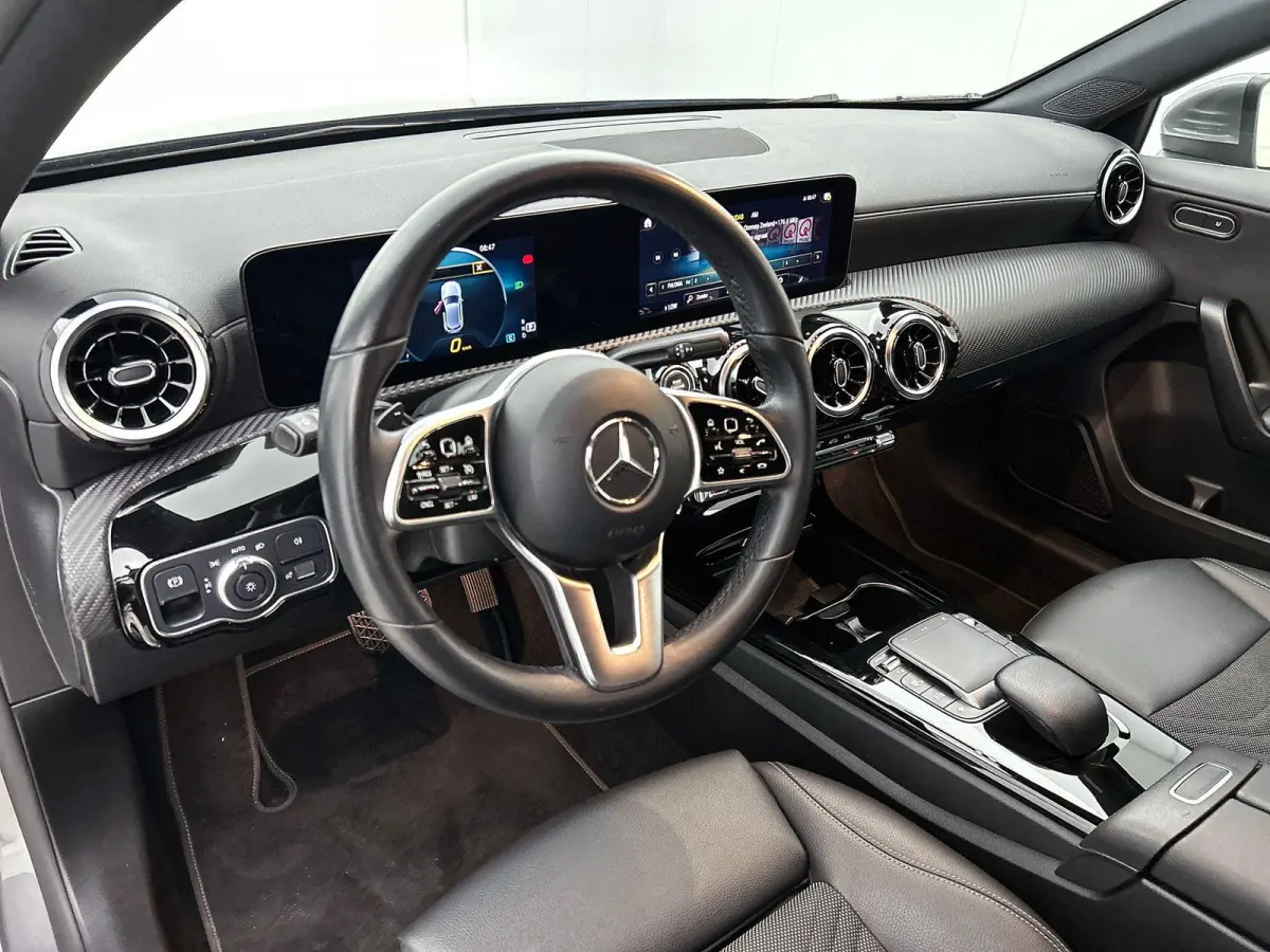 Hatchback 180 Business Solution
