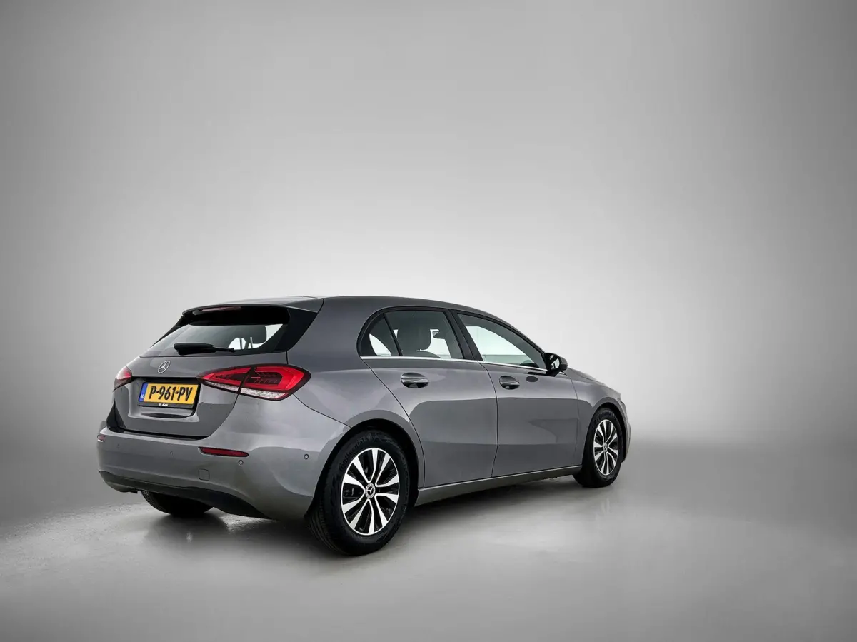 Hatchback 180 Business Solution
