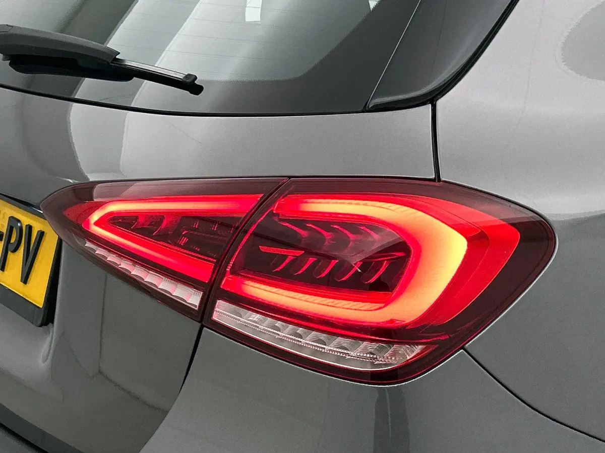 Hatchback 180 Business Solution