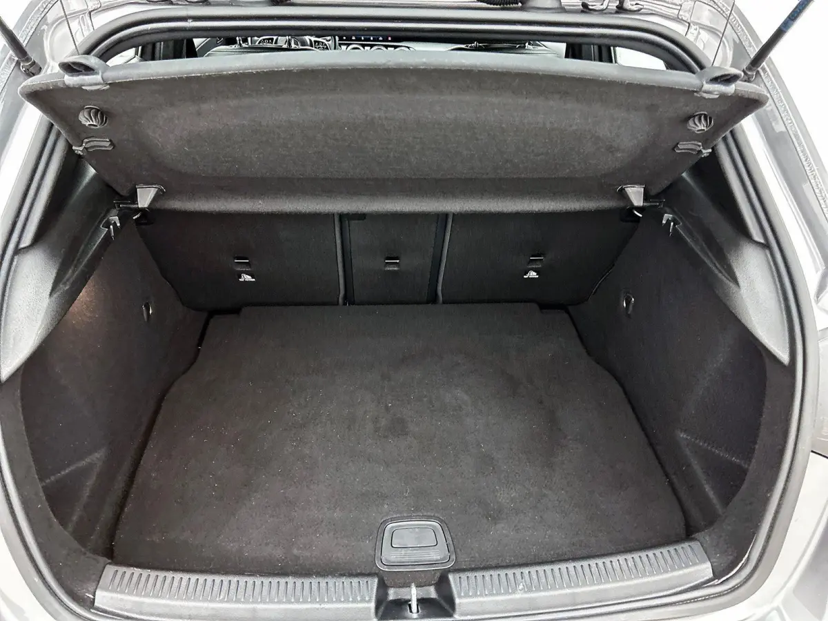 Hatchback 180 Business Solution