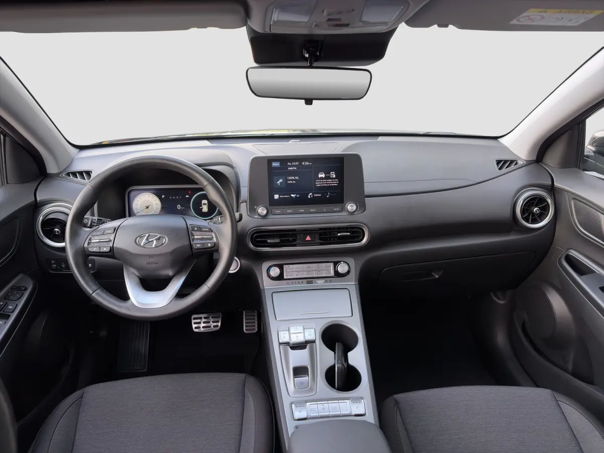 EV Comfort 39 kWh 136pk | SoH 97,9% | Camera | Carplay | Climate controle | Bestuurdersstoel in hoogte verstelbaar | Stoelverwarming | Stuurverwarming | Parkeersensoren | 17'' velgen