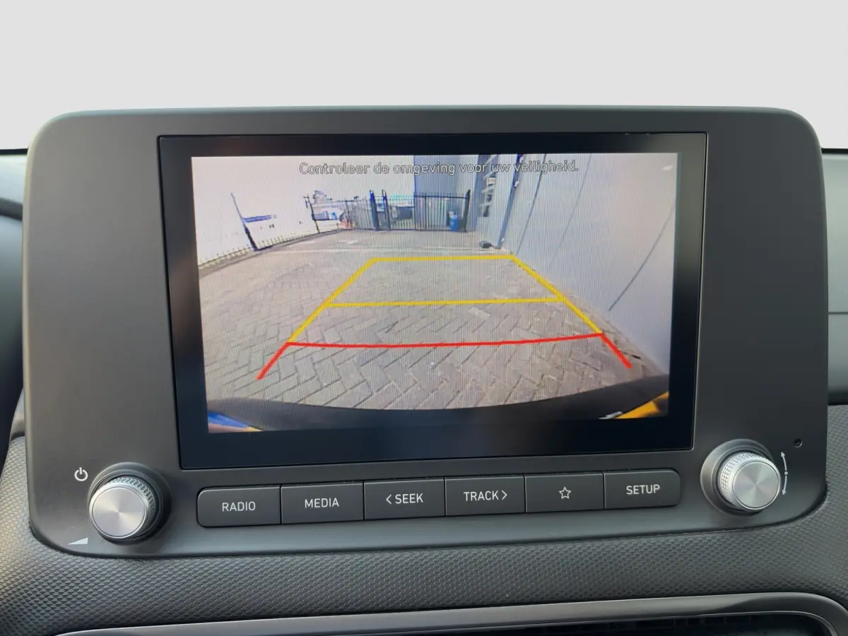 EV Comfort 39 kWh 136pk | SoH 97,9% | Camera | Carplay | Climate controle | Bestuurdersstoel in hoogte verstelbaar | Stoelverwarming | Stuurverwarming | Parkeersensoren | 17'' velgen