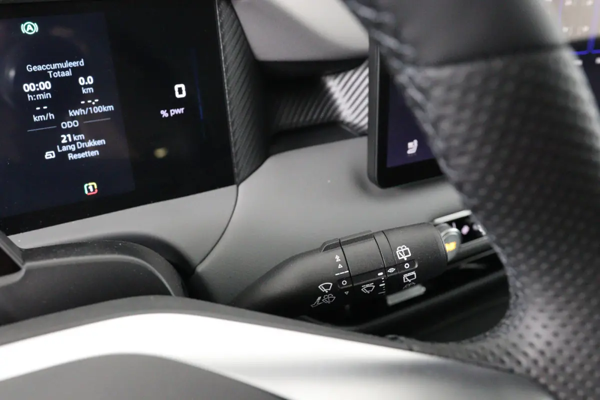 Luxury 64 kWh | 360* Camera | 100% SOH | Adaptieve Cruise Control | Elektrische Achterklep | Warmtepomp | Stoel & Stuurverwarming |