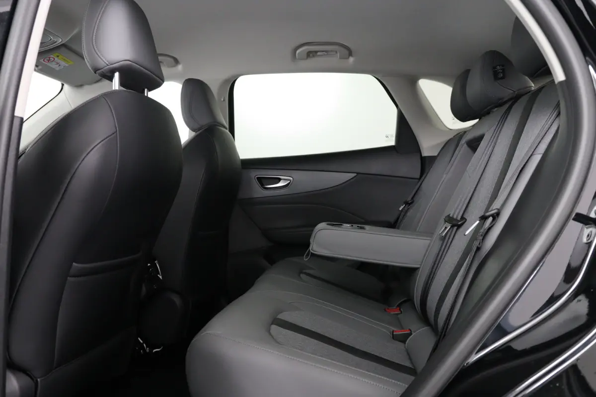 Luxury 64 kWh | 360* Camera | 100% SOH | Adaptieve Cruise Control | Elektrische Achterklep | Warmtepomp | Stoel & Stuurverwarming |