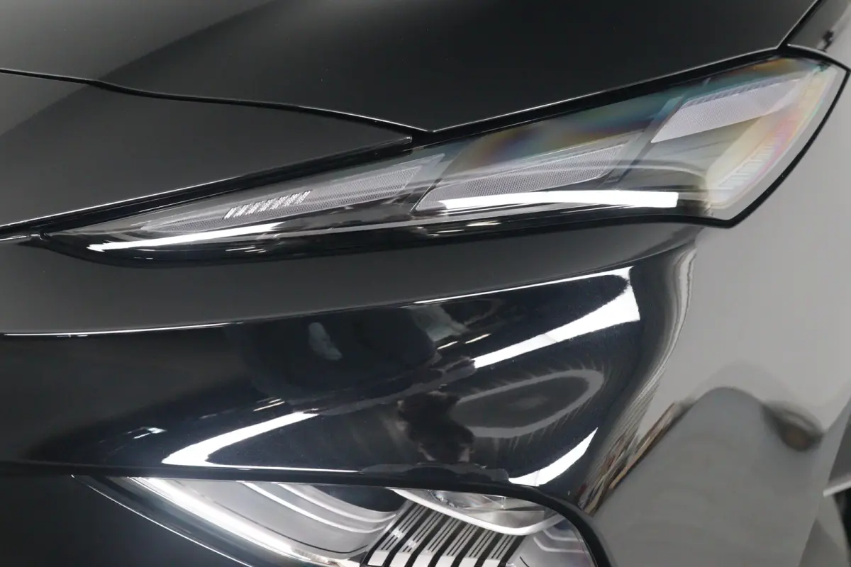 Luxury 64 kWh | 360* Camera | 100% SOH | Adaptieve Cruise Control | Elektrische Achterklep | Warmtepomp | Stoel & Stuurverwarming |