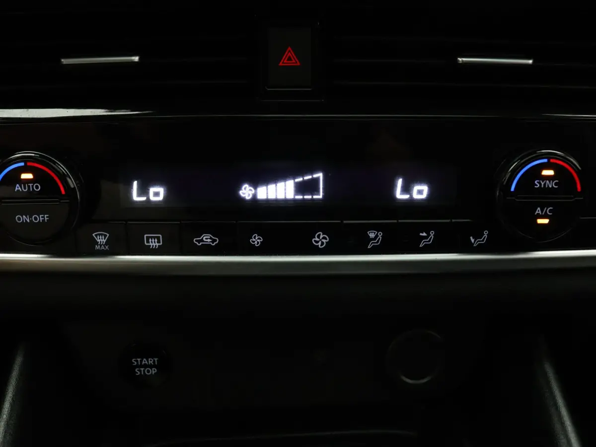 190pk e-Power N-Connecta Apple Carplay/Android Auto | Panoramadak