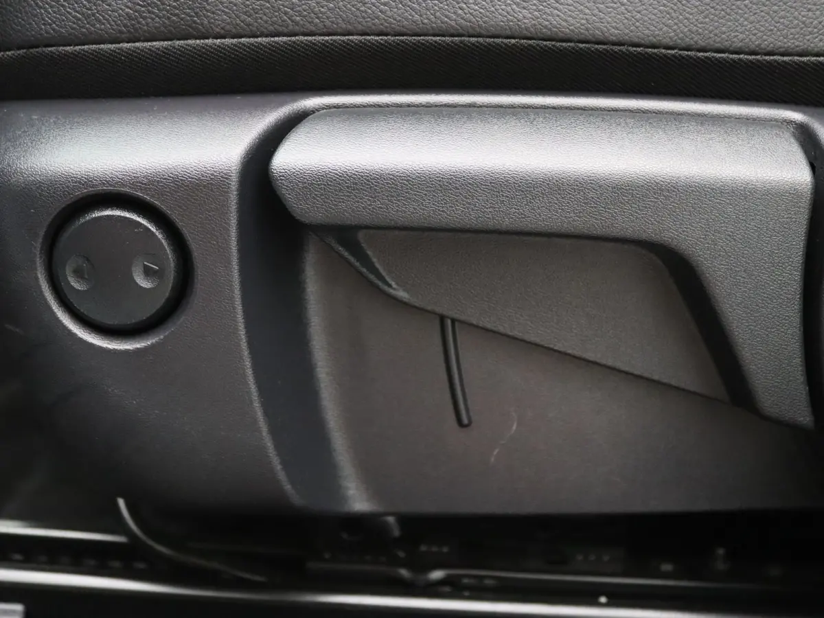 190pk e-Power N-Connecta Apple Carplay/Android Auto | Panoramadak