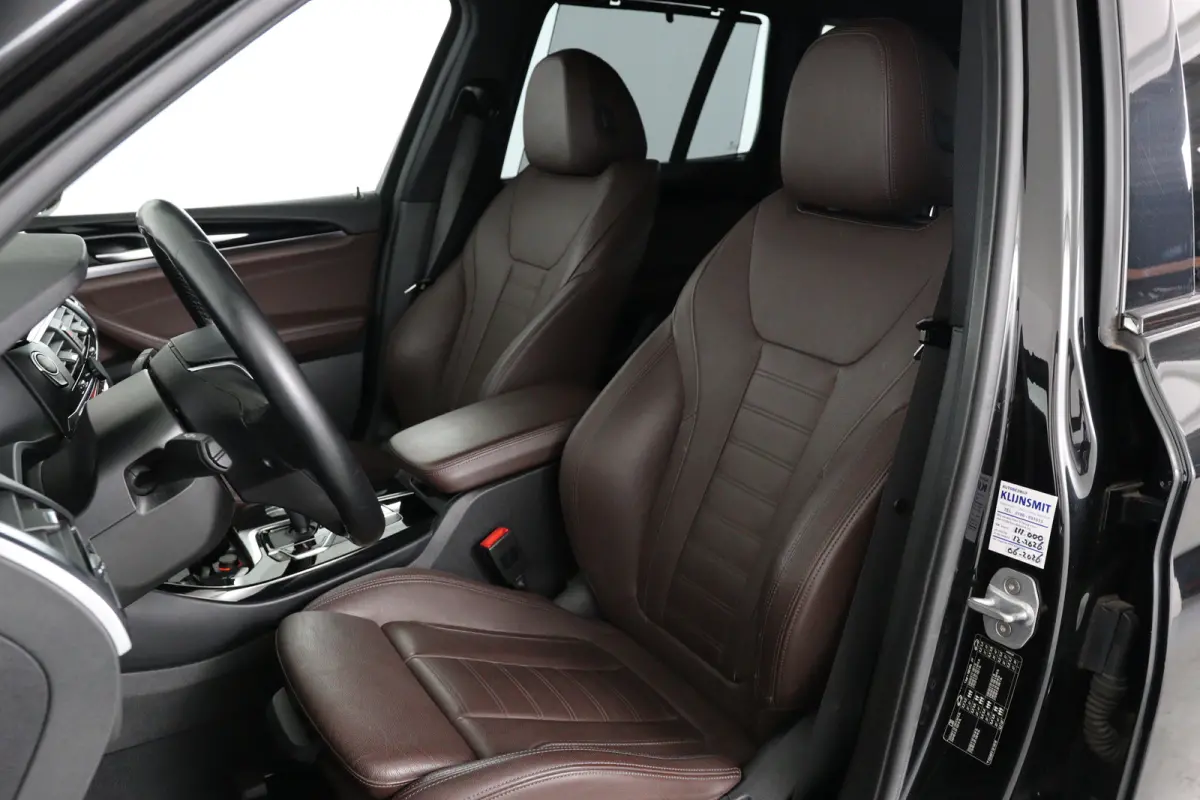 sDrive20i Launch Edition High Executive | Dealer Onderhouden! | Open Dak | Leder | Stuur/Stoelverwamring | LED | Camera | HUD | Clima | Navi | Cruis Control | 20 Inch LMV