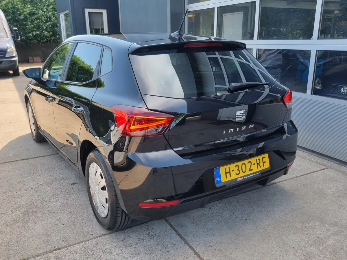 1.6 TDI Style Business Intense