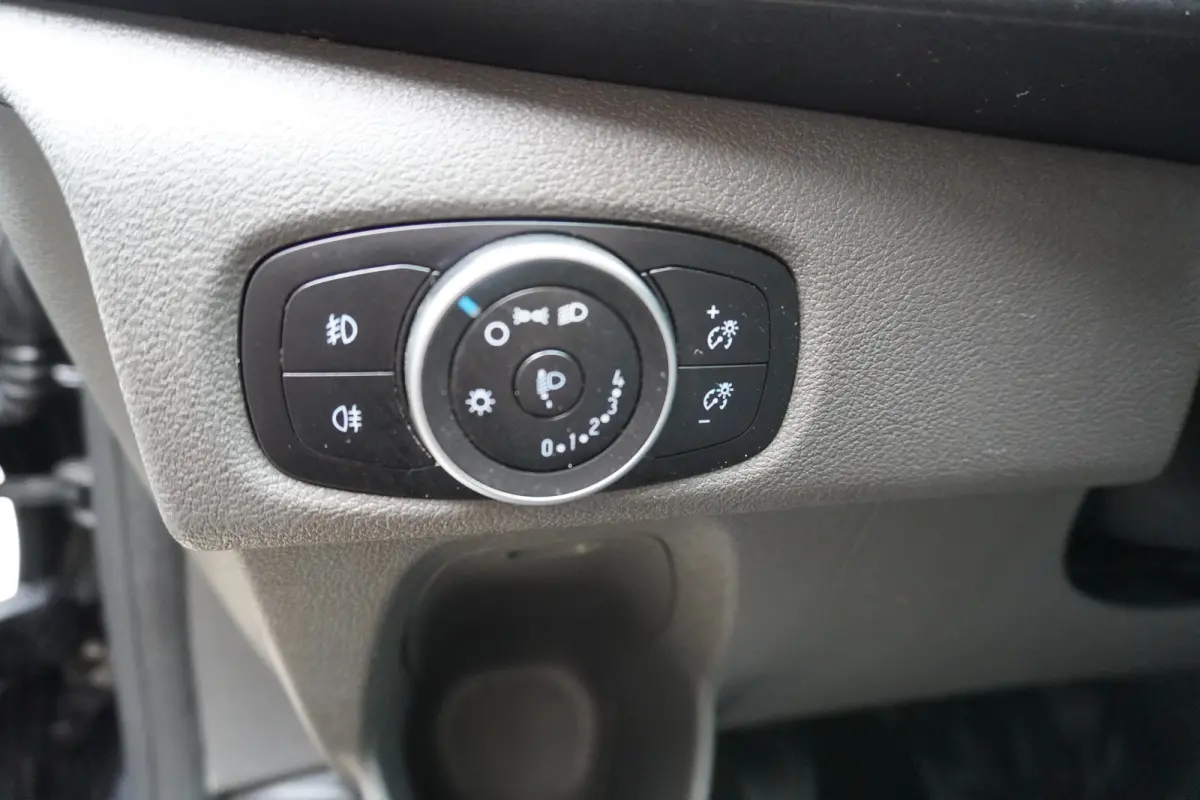 300L 2.0 TDCI 130PK L2H2 Trend nr. V170 | Airco | Cruise | Ideaal voor Camperombouw