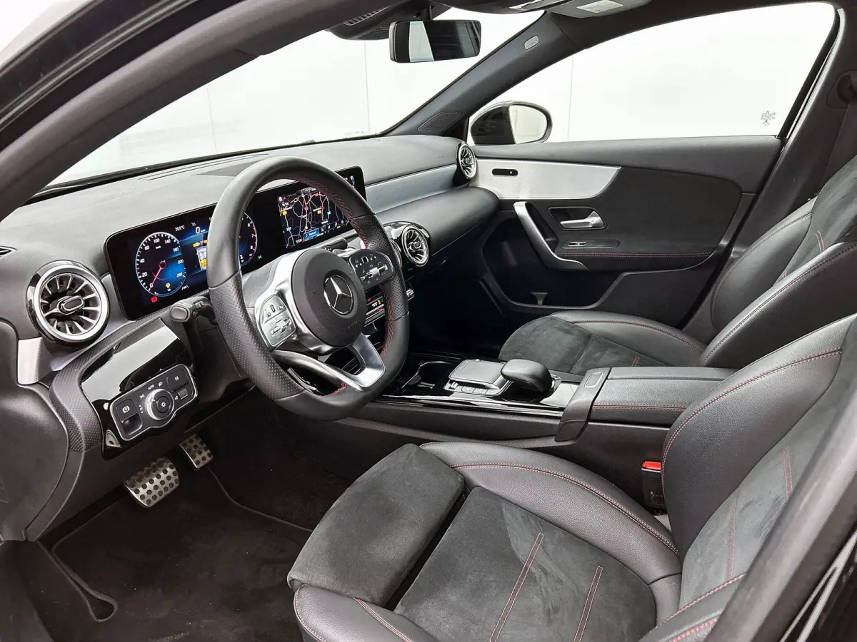 Hatchback 180 Business Solution AMG