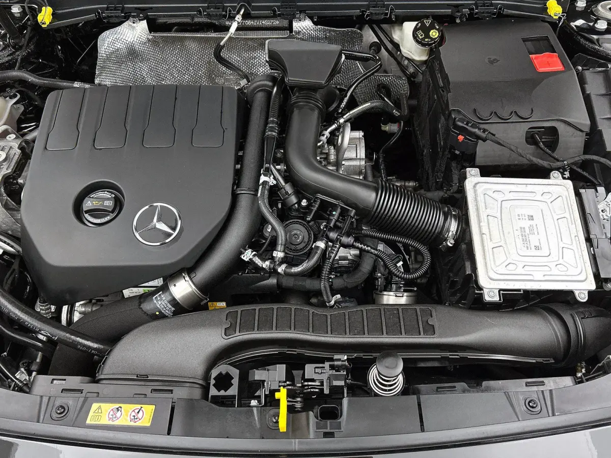 Hatchback 180 Business Solution AMG