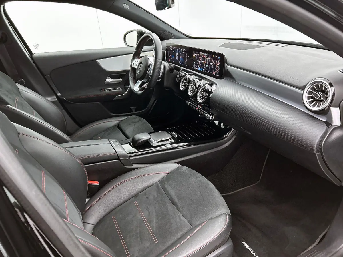 Hatchback 180 Business Solution AMG
