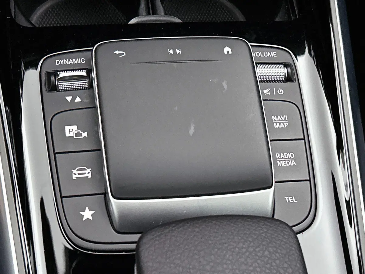 250 Business Solution AMG 67 kWh | Trekhaak