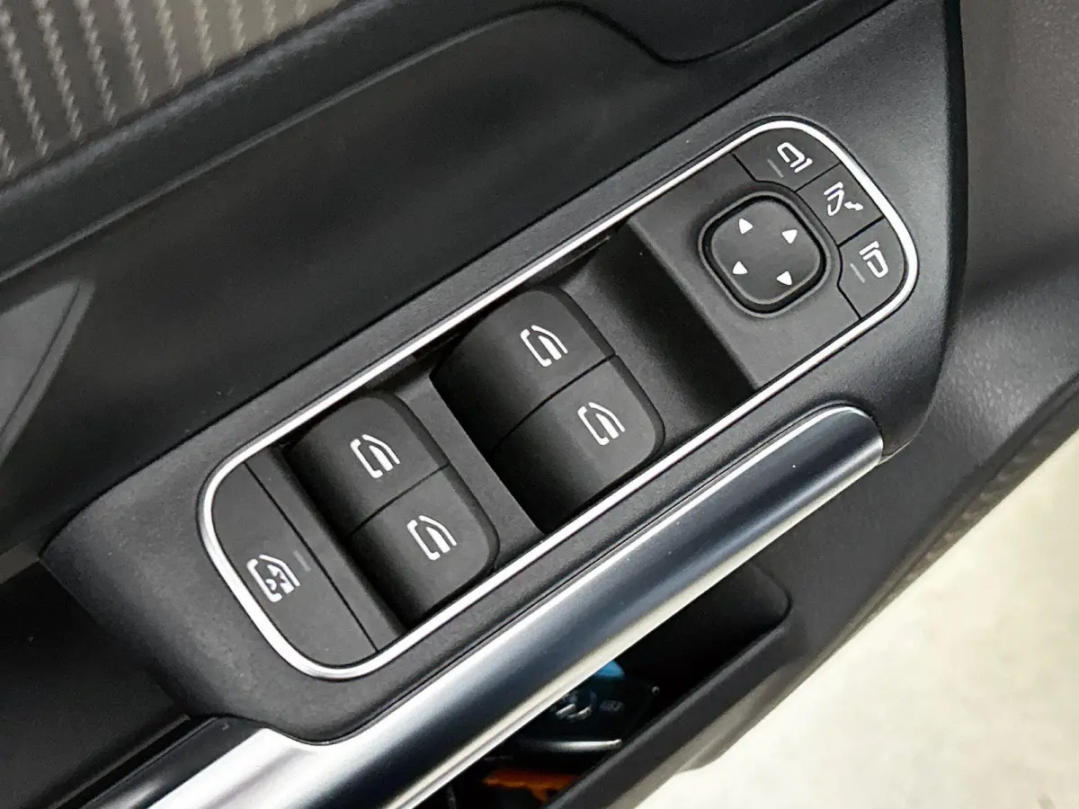 250 Business Solution Luxury 67 kWh