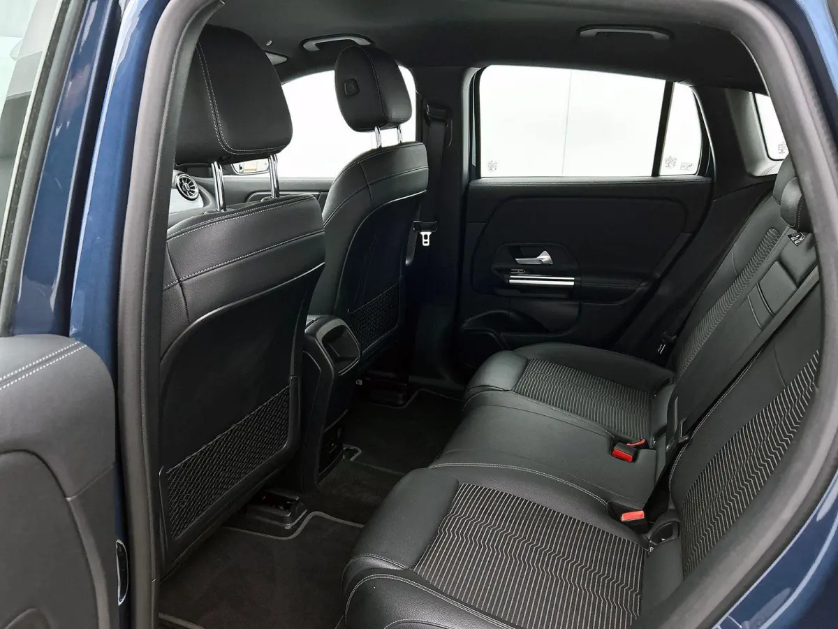 250 Business Solution Luxury 67 kWh