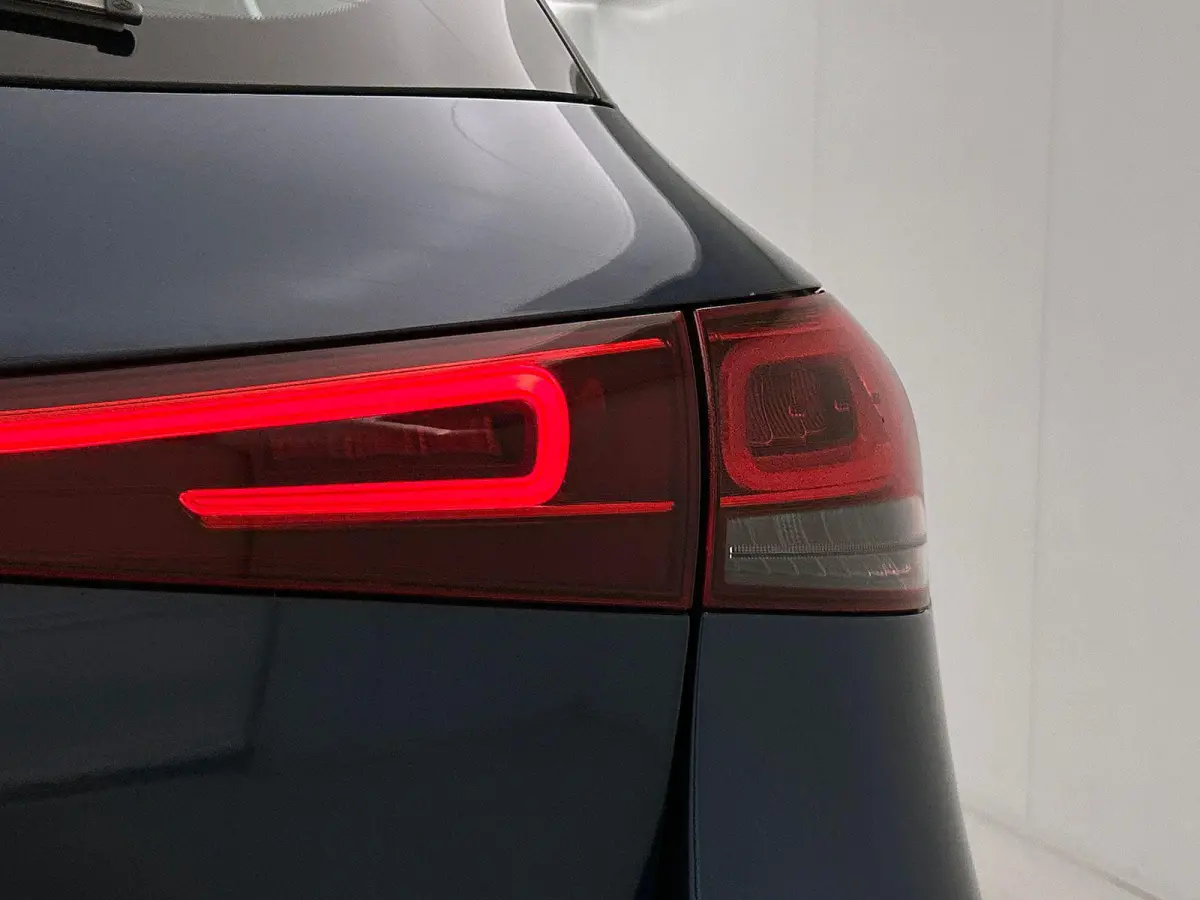 250 Business Solution Luxury 67 kWh