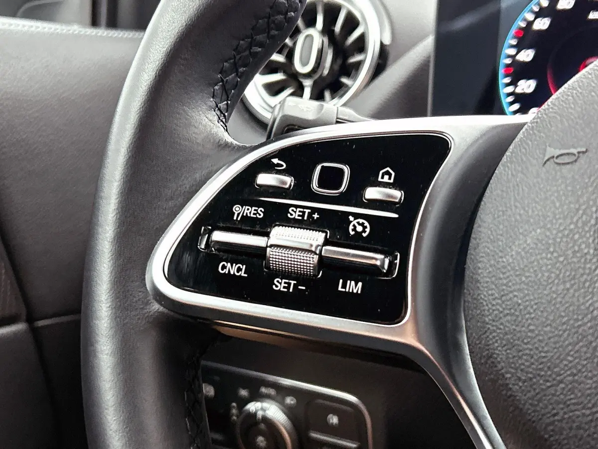 250 Business Solution Luxury 67 kWh