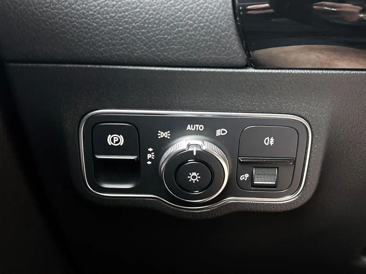 250 Business Solution AMG 67 kWh | Trekhaak