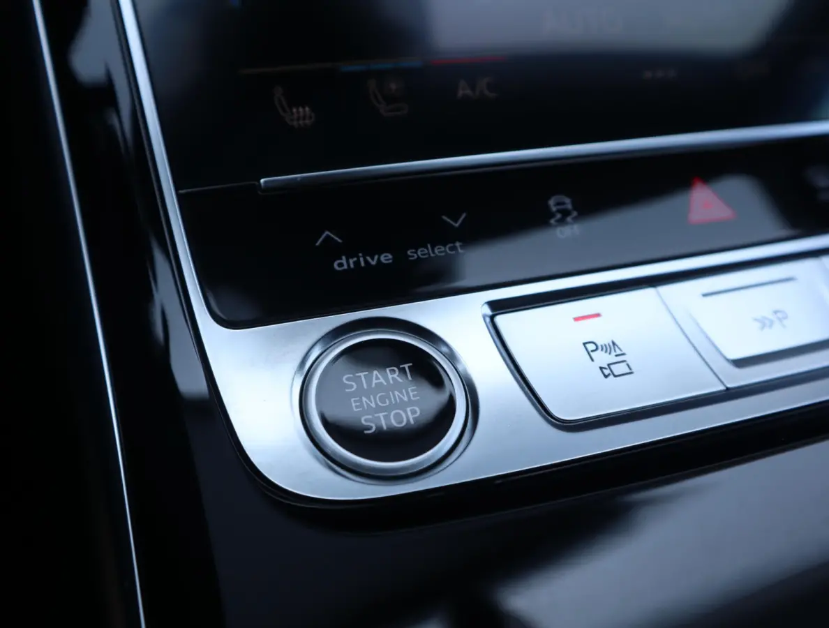 55 TFSI quattro Lang | Chauffeur Pakket | Massage stoelen voor en achter | B&O | Pano | Stoel ventilatie voor en achter