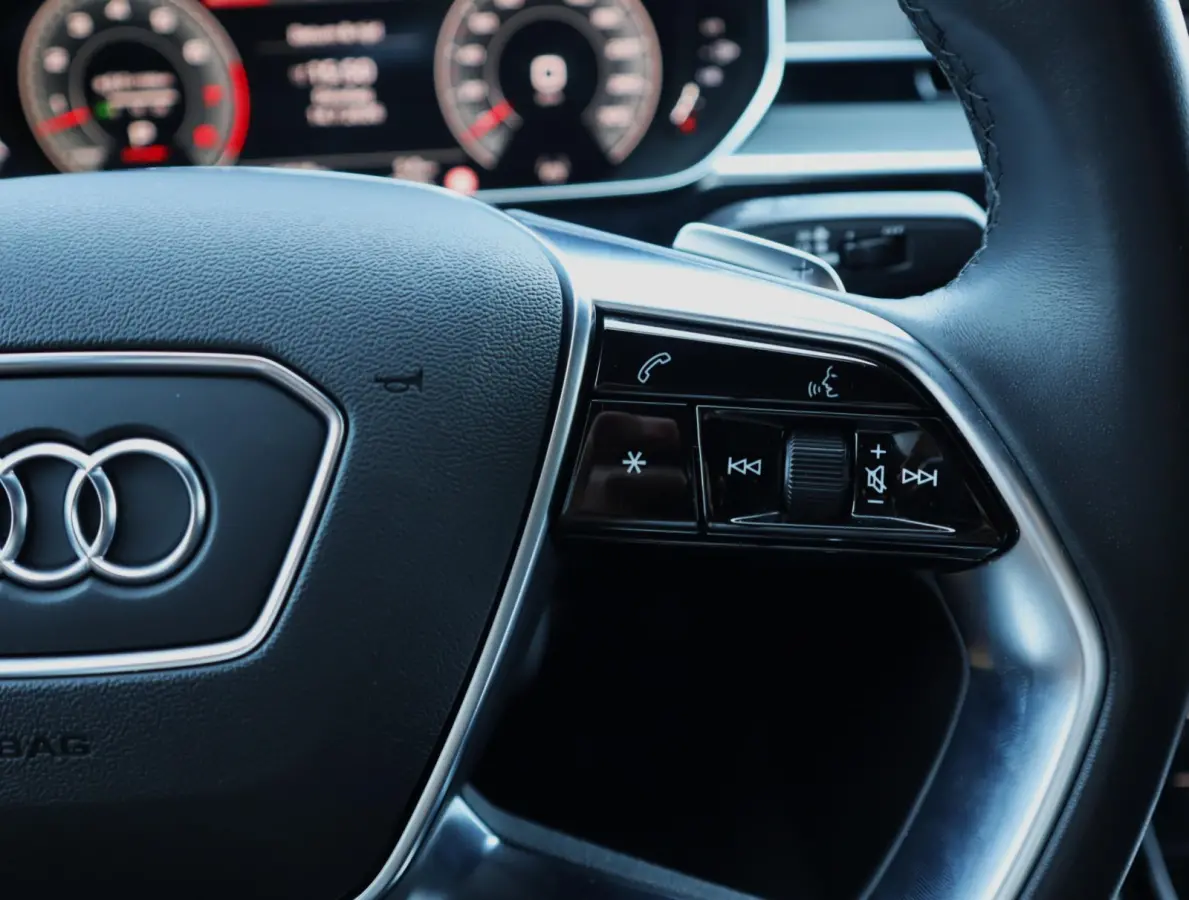 55 TFSI quattro Lang | Chauffeur Pakket | Massage stoelen voor en achter | B&O | Pano | Stoel ventilatie voor en achter