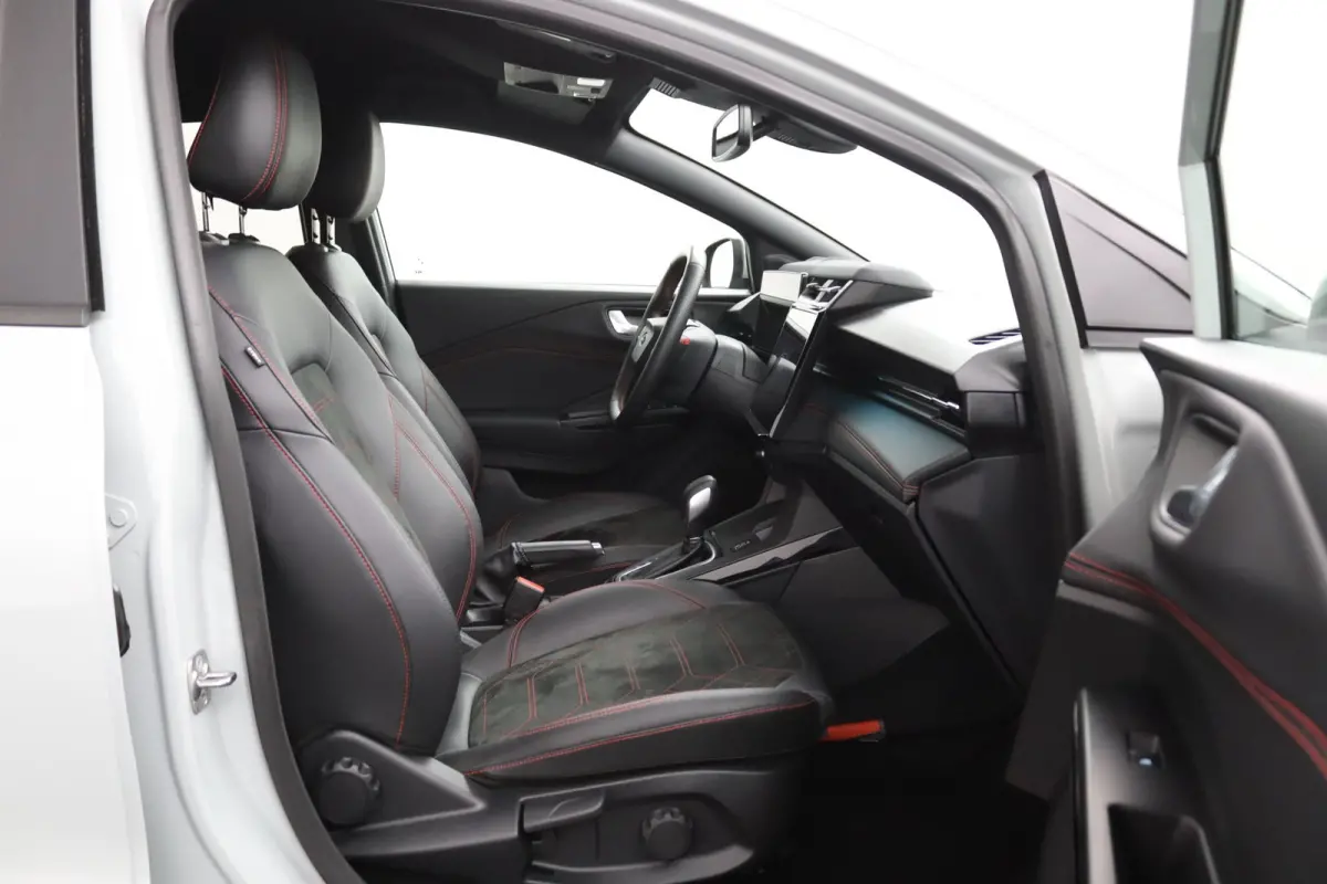 1.0 EcoBoost ST-Line X Automaat | Matrix LED | Winterpack | B&O | Adaptive Cruise | 360 Camera | CarPlay/Android Auto | Elektrische Achterklep