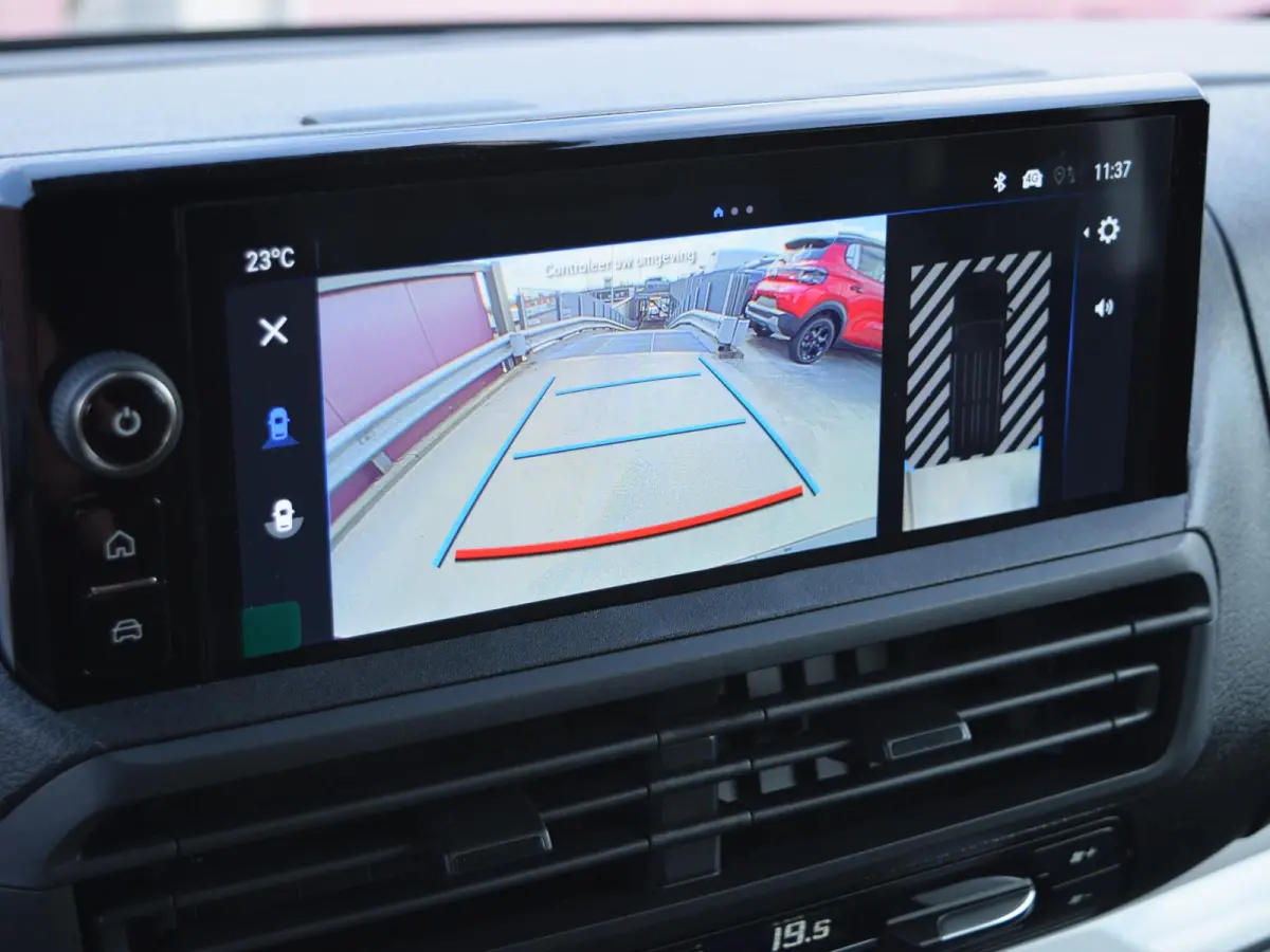 Vivaro-e 75kWh | STX Sport | Mooiste  bus van NL (!) | Lederen bekleding | Spoilerpakket | 18 inch Lichtmetalen velgen | Dynamic Comfort NAV Pakket | Winterpakket | 2x schuifdeur | Betimmeri