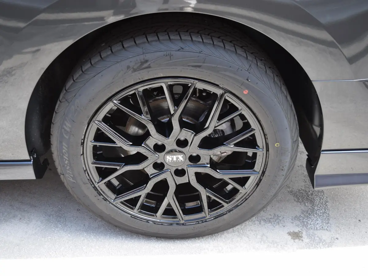 Vivaro-e 75kWh | STX Sport | Mooiste  bus van NL (!) | Lederen bekleding | Spoilerpakket | 18 inch Lichtmetalen velgen | Dynamic Comfort NAV Pakket | Winterpakket | 2x schuifdeur | Betimmeri