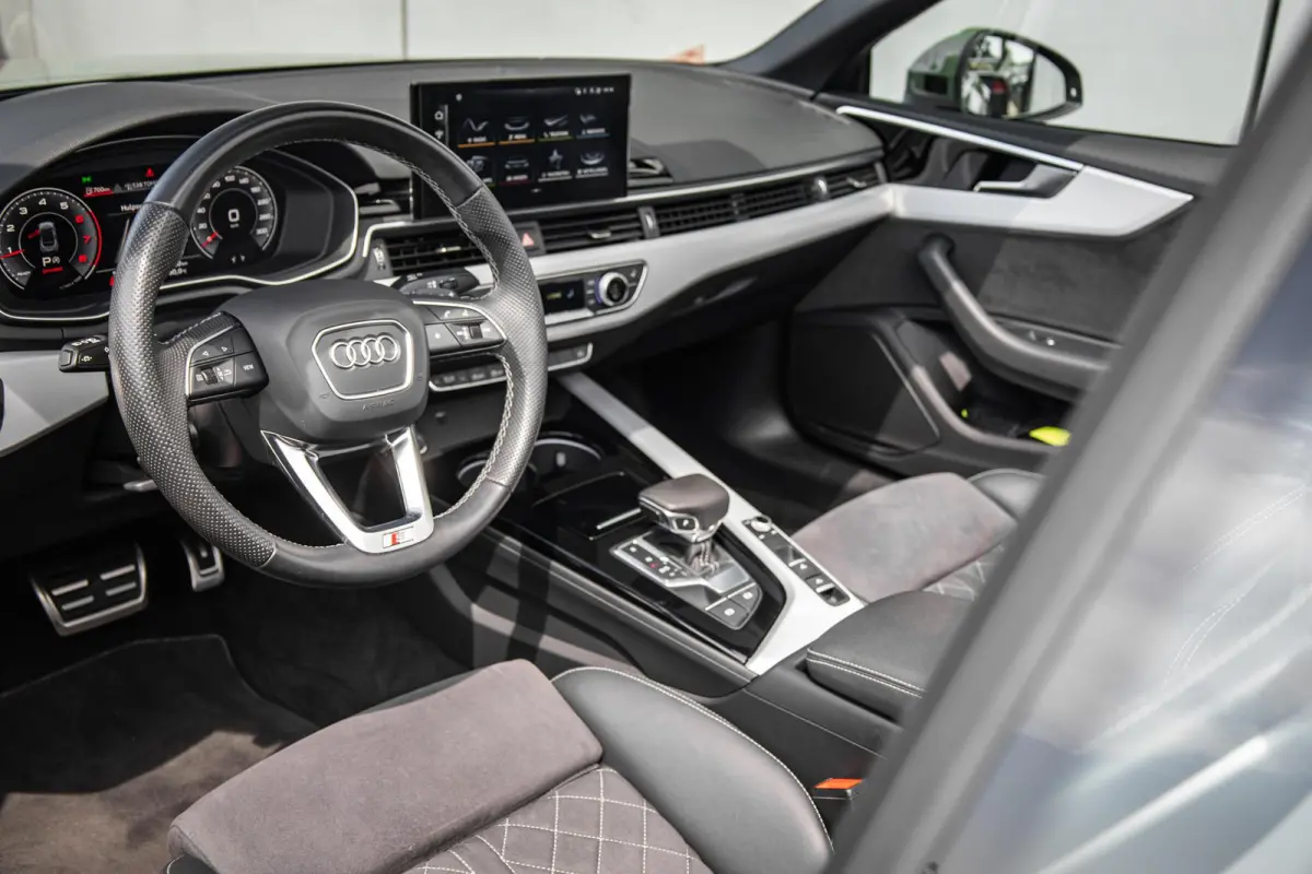 40 TFSI 204pk S edition | 20" LMV | Massage | Alcantara Bekleding | Apple Carplay/ Android Auto