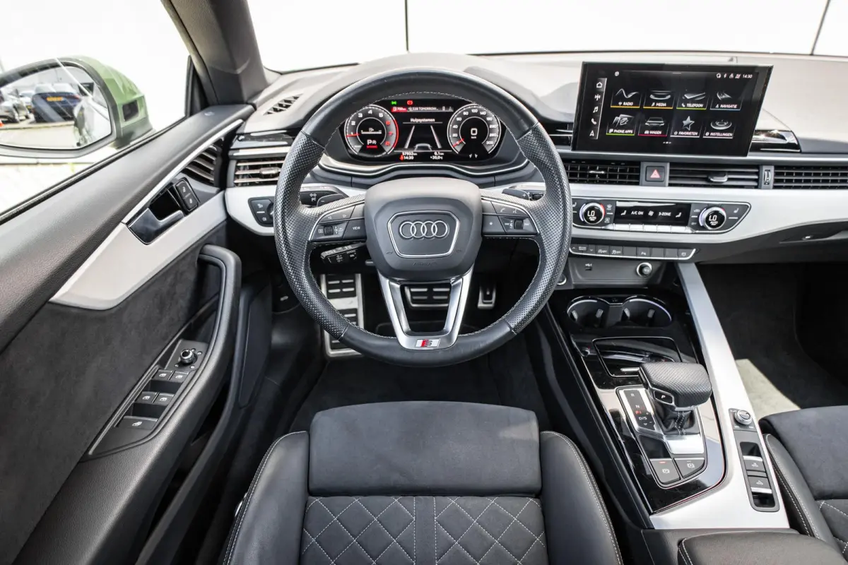 40 TFSI 204pk S edition | 20" LMV | Massage | Alcantara Bekleding | Apple Carplay/ Android Auto