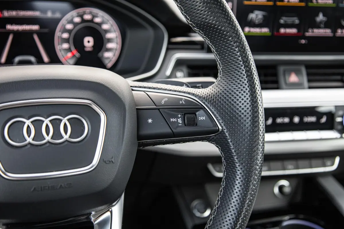 40 TFSI 204pk S edition | 20" LMV | Massage | Alcantara Bekleding | Apple Carplay/ Android Auto