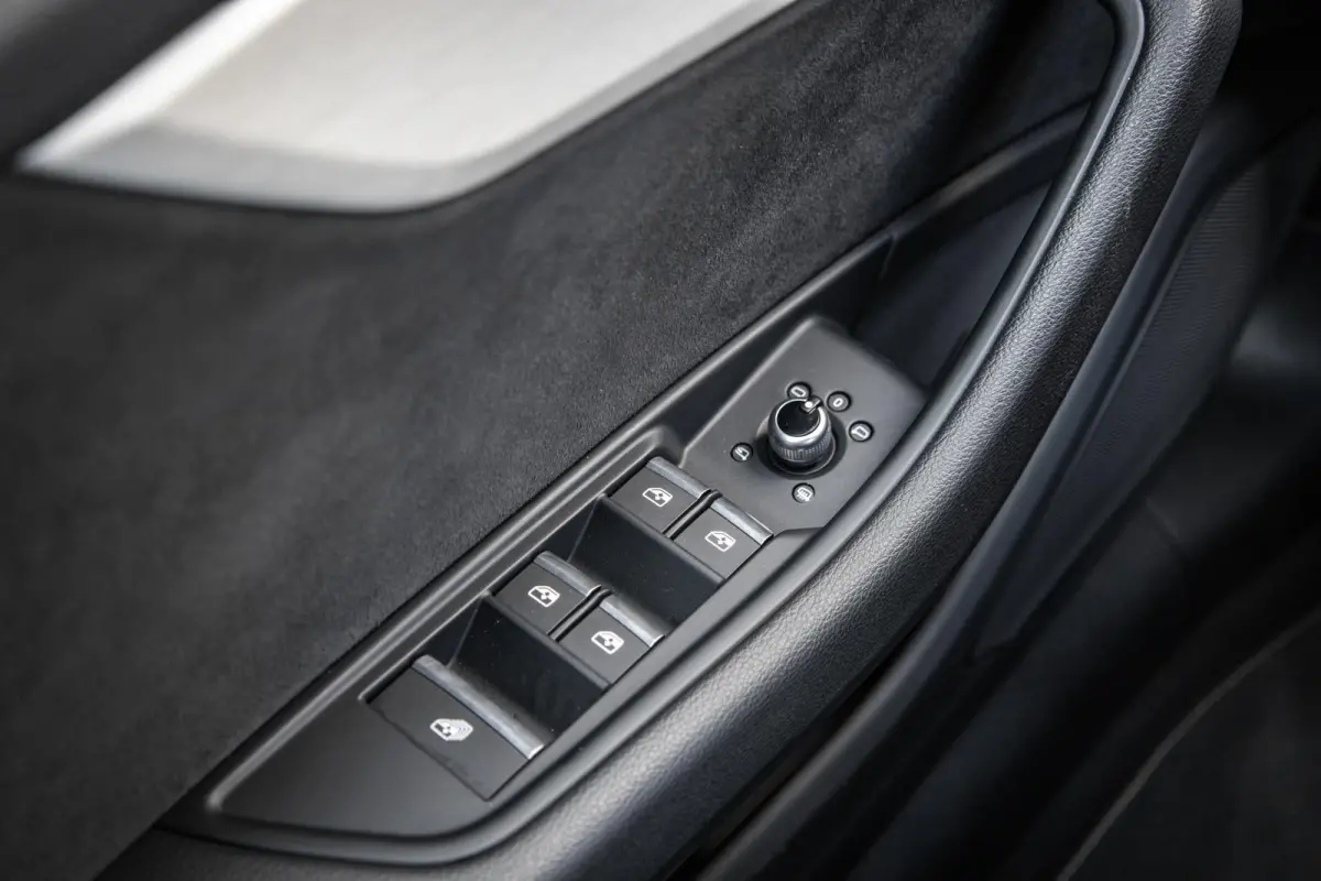 40 TFSI 204pk S edition | 20" LMV | Massage | Alcantara Bekleding | Apple Carplay/ Android Auto