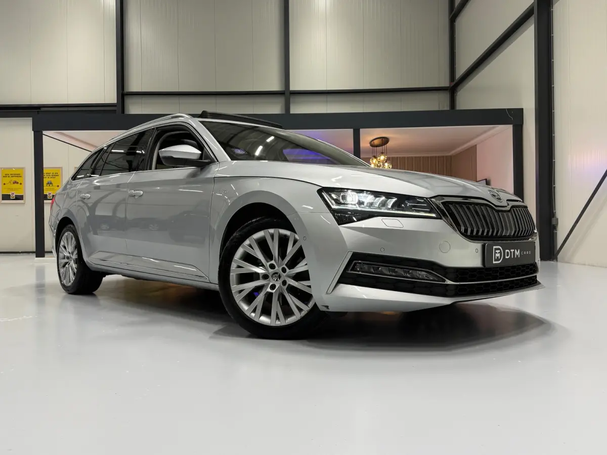 1.4 TSI iV iV L&K 218PK 360° Navi Pano Trekhaak Elek. A.klep Leder