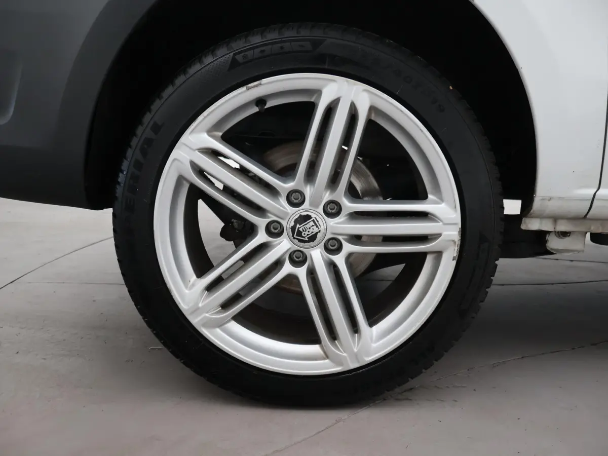 111 CDI + 19 INCH LMV | TREKHAAK | AIRCO | 3-ZITS | ACHTERDEUREN