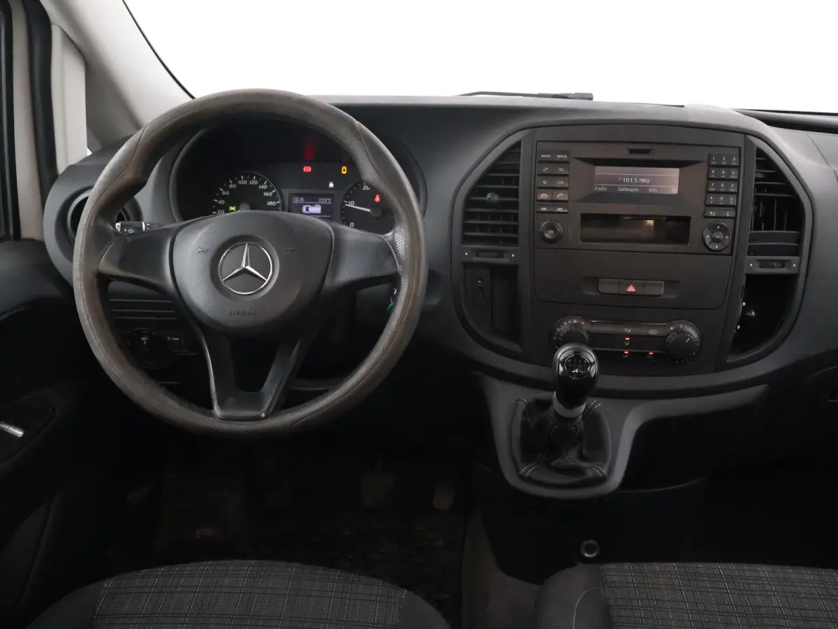 111 CDI + 19 INCH LMV | TREKHAAK | AIRCO | 3-ZITS | ACHTERDEUREN