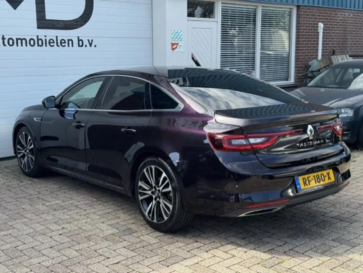 1.6 TCe Initiale Paris - Dealer onderhouden