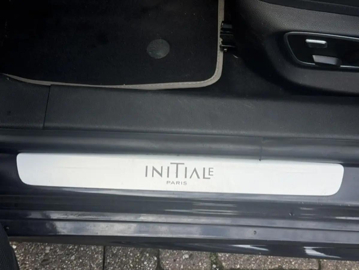 1.6 TCe Initiale Paris - Dealer onderhouden