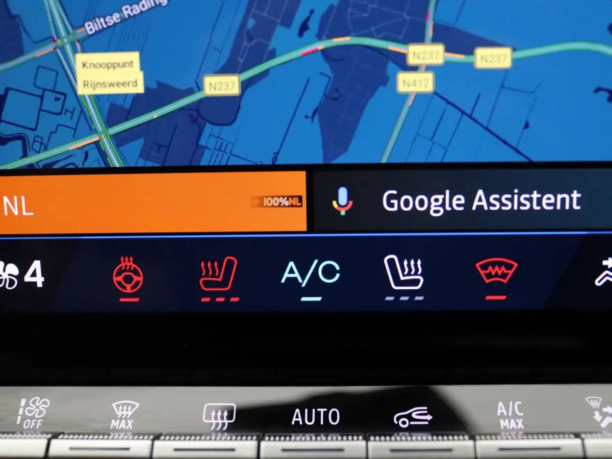 200pk E-Tech full hybrid iconic esprit Alpine Apple Carplay/Android Auto | Harman Kardon