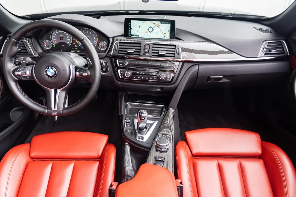 M4 Competition |  1e Lak | Carbon interieurinleg | Head-up Display | | Air Collar | Verwarmd stuurwiel |