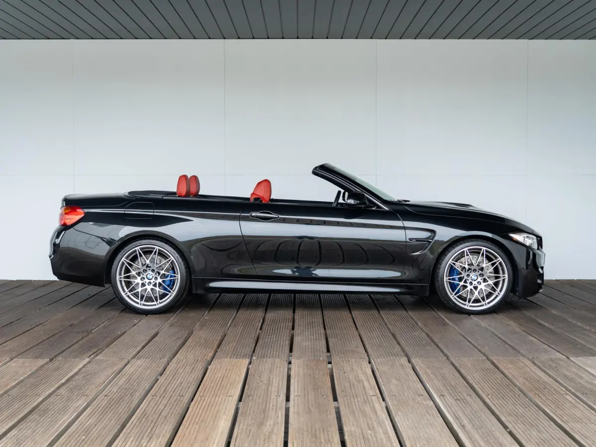 M4 Competition |  1e Lak | Carbon interieurinleg | Head-up Display | | Air Collar | Verwarmd stuurwiel |