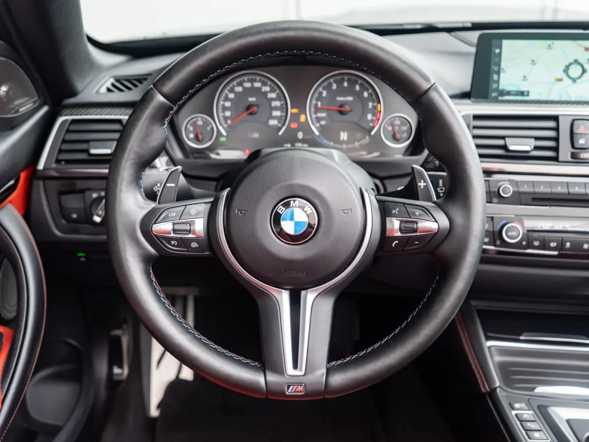 M4 Competition |  1e Lak | Carbon interieurinleg | Head-up Display | | Air Collar | Verwarmd stuurwiel |