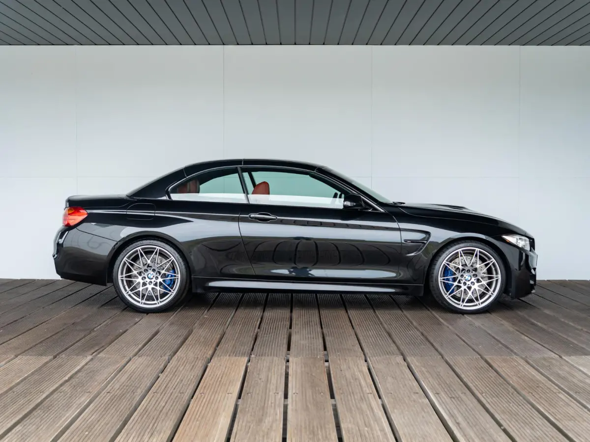 M4 Competition |  1e Lak | Carbon interieurinleg | Head-up Display | | Air Collar | Verwarmd stuurwiel |