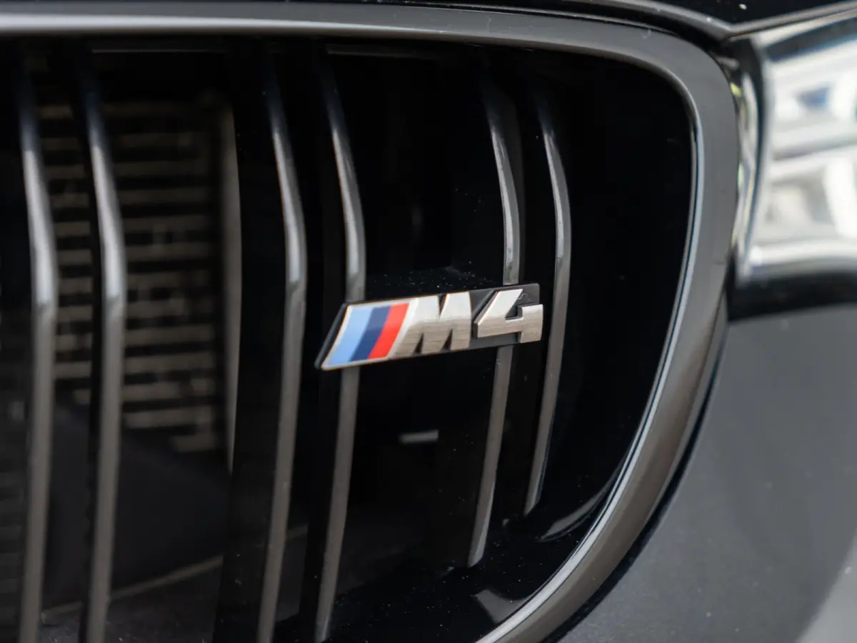 M4 Competition |  1e Lak | Carbon interieurinleg | Head-up Display | | Air Collar | Verwarmd stuurwiel |
