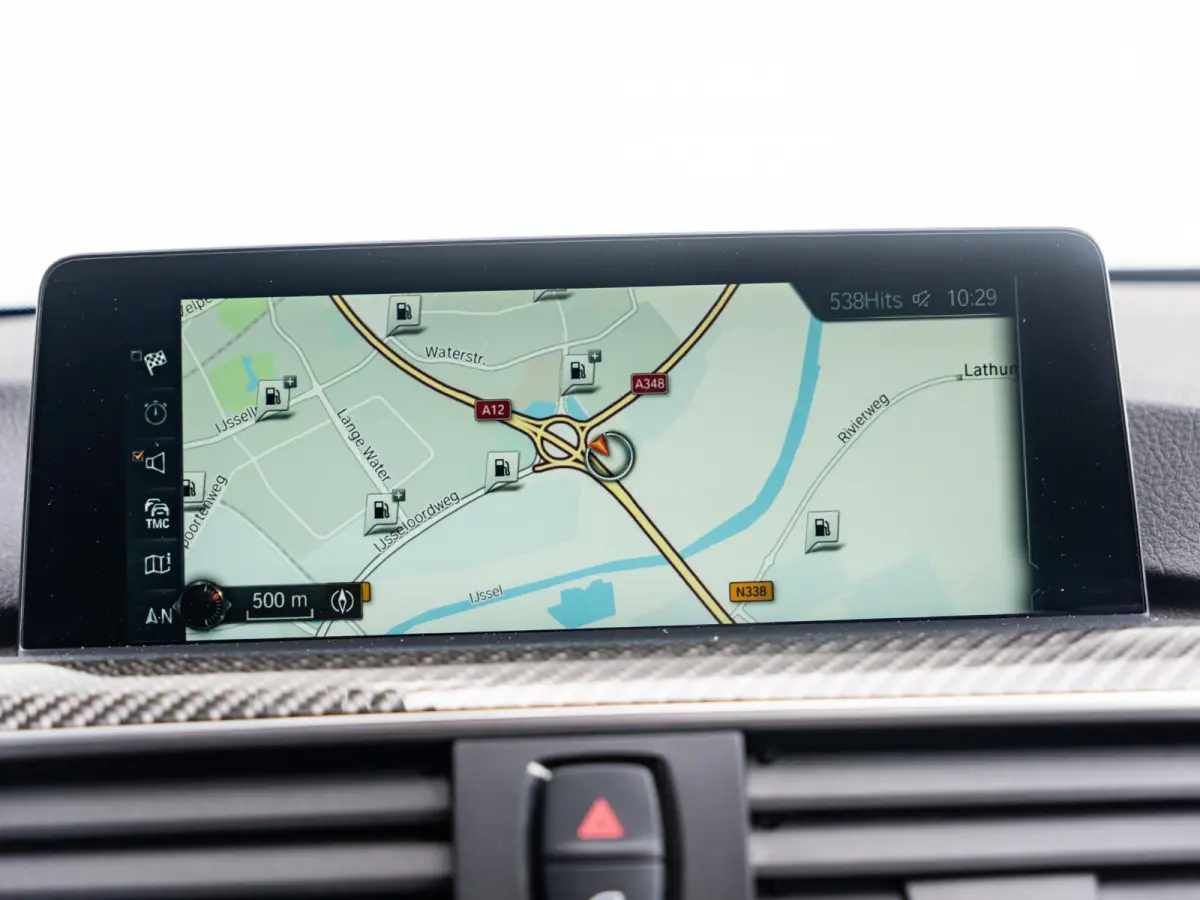 M4 Competition |  1e Lak | Carbon interieurinleg | Head-up Display | | Air Collar | Verwarmd stuurwiel |