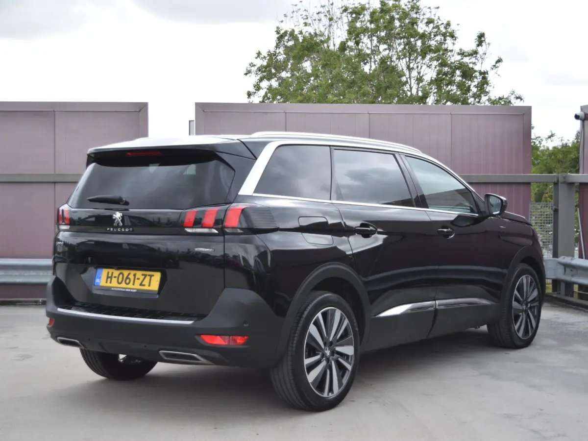 1.2 PureTech GT-Line | 130 PK | 7-PERSOONS | LEDEREN BEKLEDING | PARKEERSENSOREN MET CAMERA | ELEKTR. ACHTERKLEP | CLIMATE CONTROL | SCHUIF-KANTELDAK