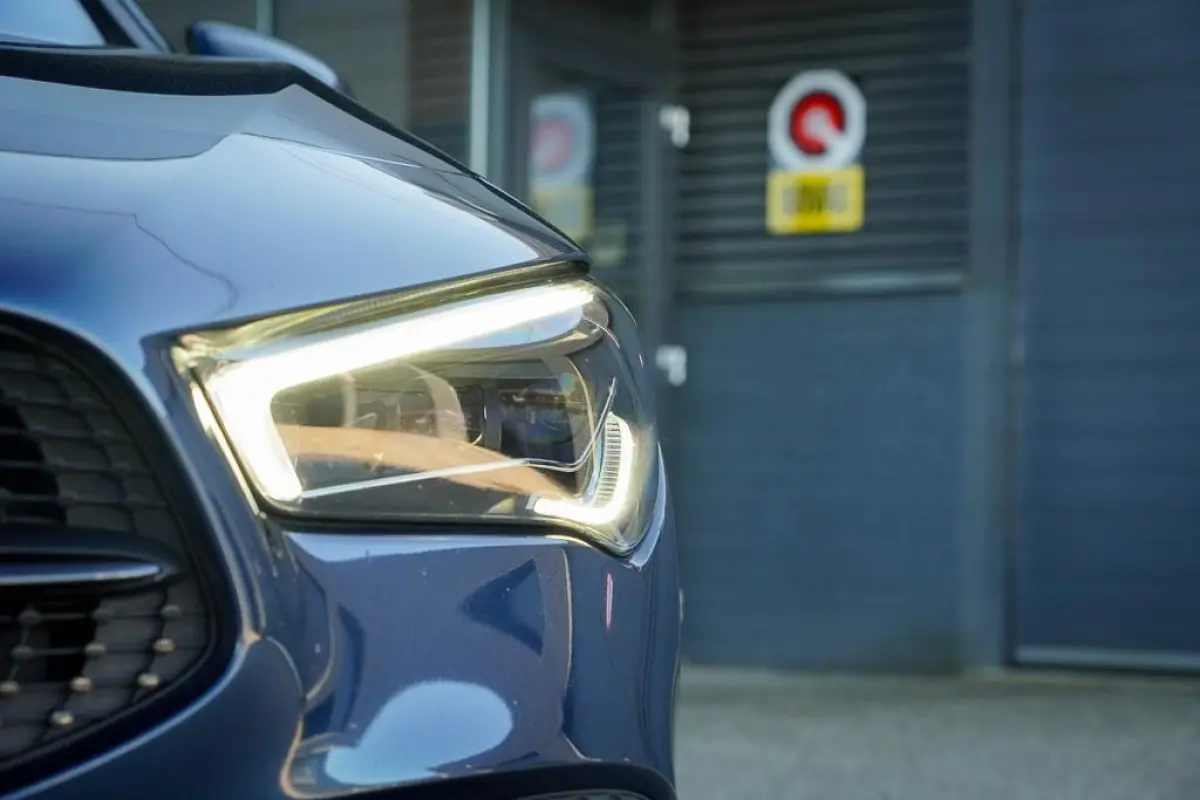 180 d / Aut / Pano / Sfeerverlichting / Leder