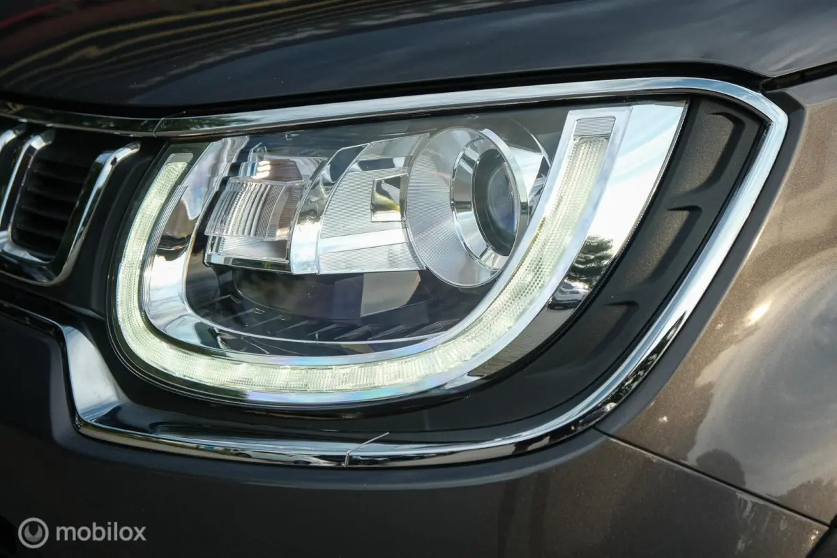 1.2 Smart Hybrid Style | Camera | Cruise | Stoelverwarming | Automaat | Keyless entry & go | LED | NL Auto | Uniek