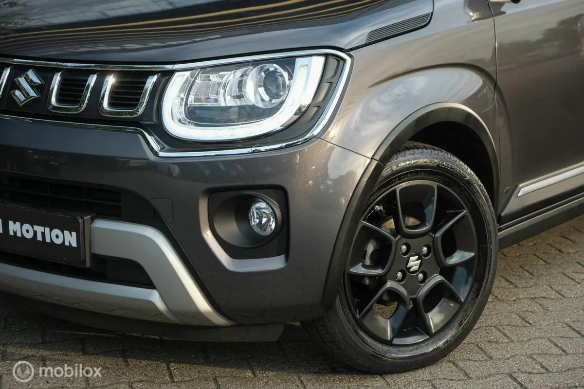 1.2 Smart Hybrid Style | Camera | Cruise | Stoelverwarming | Automaat | Keyless entry & go | LED | NL Auto | Uniek
