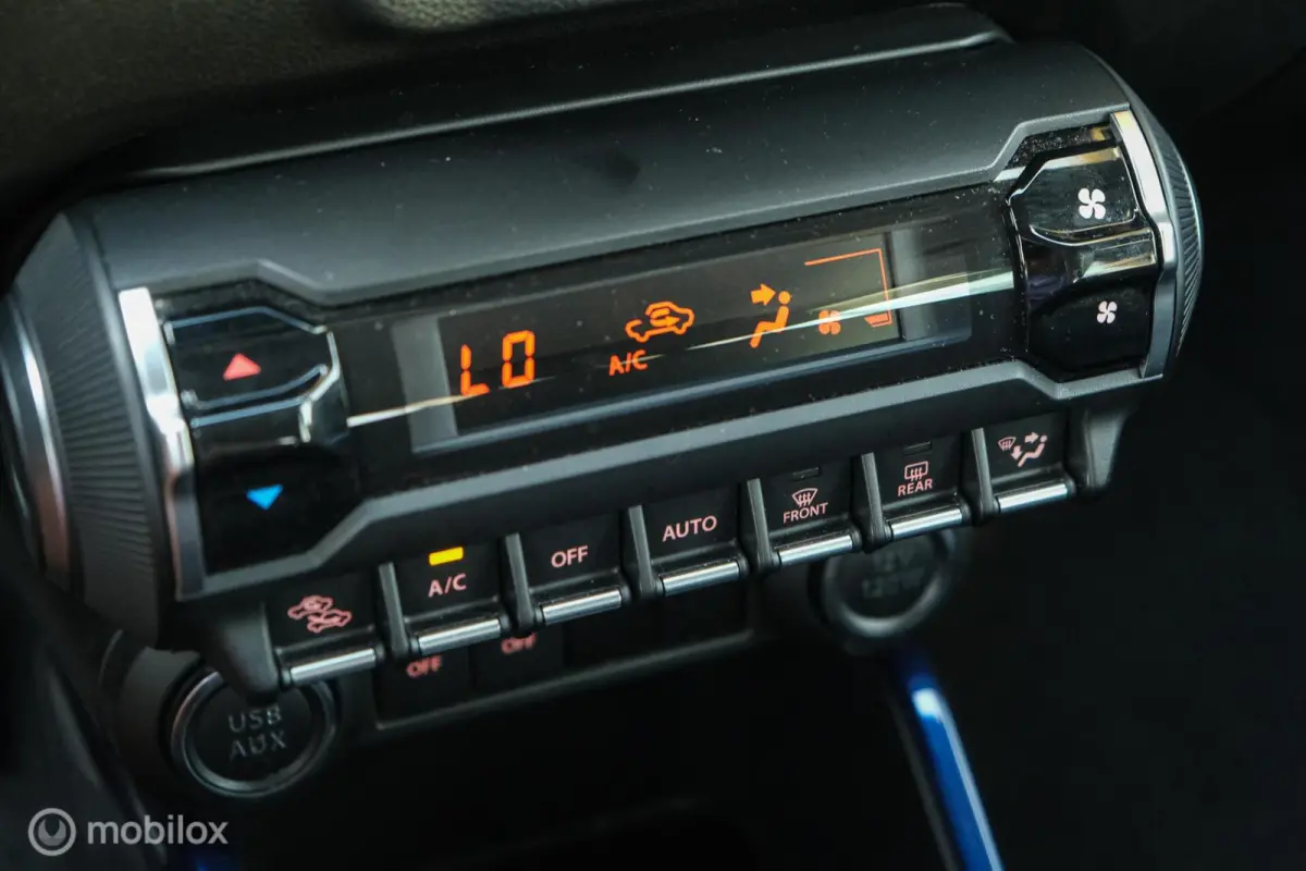1.2 Smart Hybrid Style | Camera | Cruise | Stoelverwarming | Automaat | Keyless entry & go | LED | NL Auto | Uniek