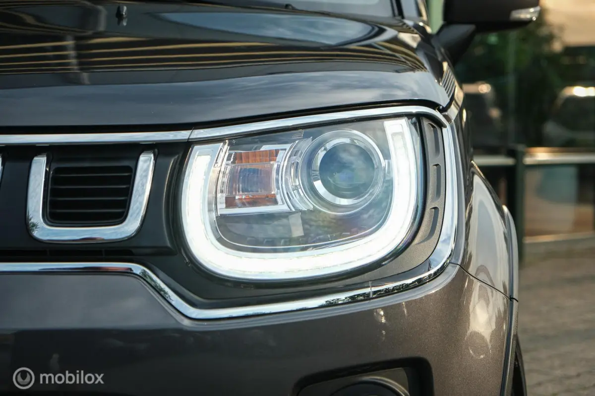 1.2 Smart Hybrid Style | Camera | Cruise | Stoelverwarming | Automaat | Keyless entry & go | LED | NL Auto | Uniek